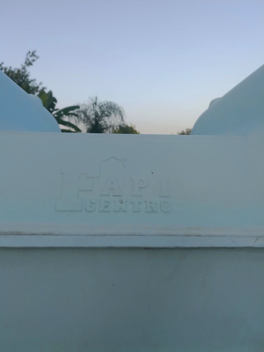 Escorrega com escada para piscina azul escorrega