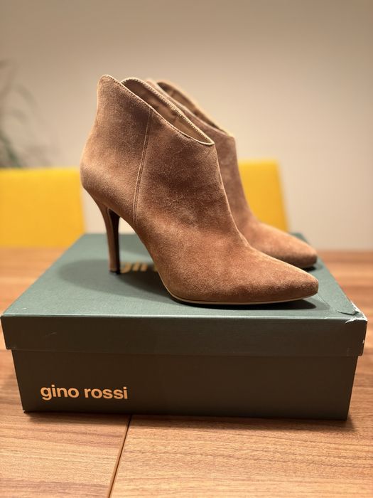 Botki damskie Gino Rossi – camel, rozmiar 40