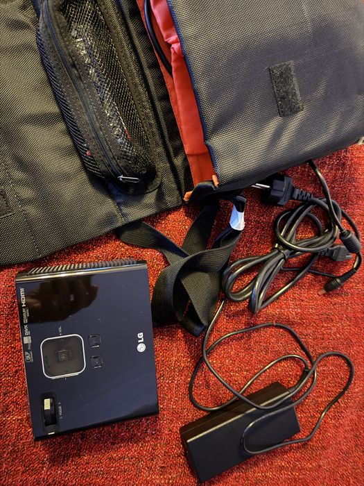 LG Videoprojector HW300G Preto