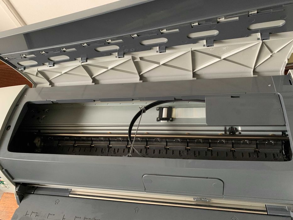 Принтер/плотер HP Designjet 110 plus