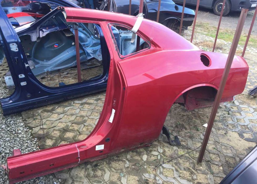 DODGE CHALLENGER, Додж Челленджер четверть запчасти б/у