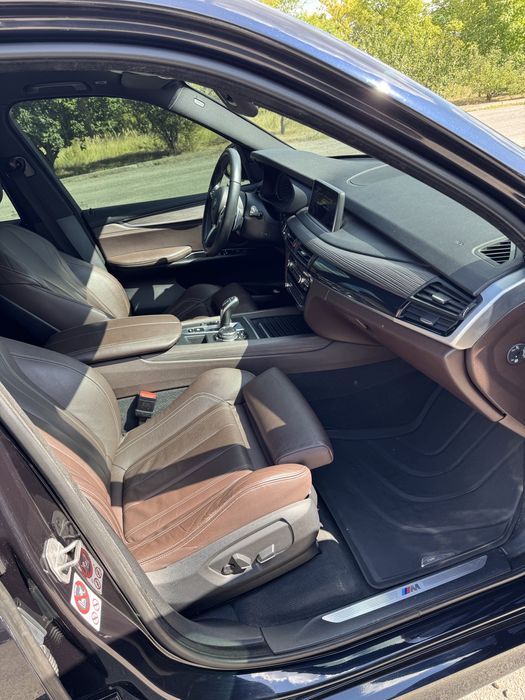 Продам BMW X5 F15 Official