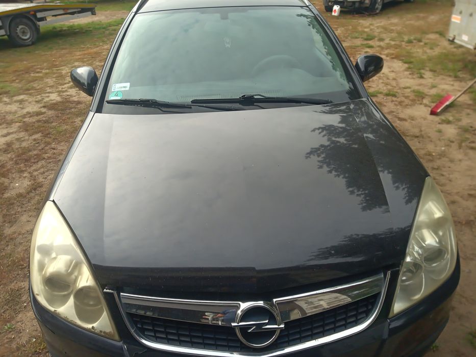 Opel Vectra c lift tylna klapa maska drzwi