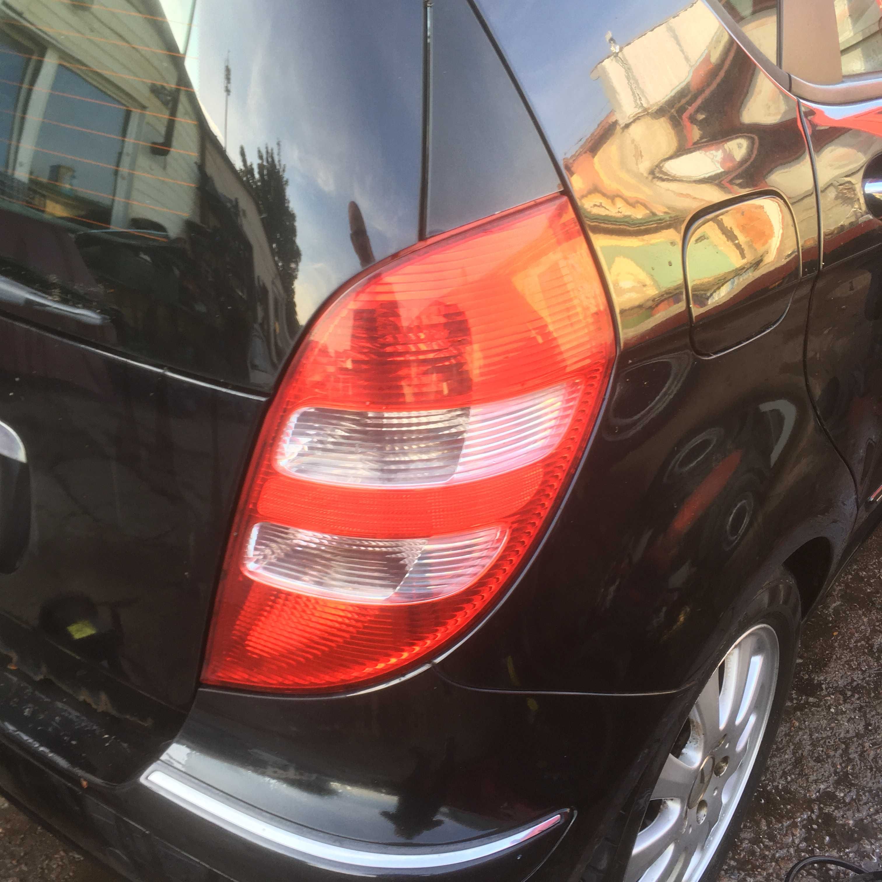 Zderzak przedni czarny 160 mercedes w169 kompletny