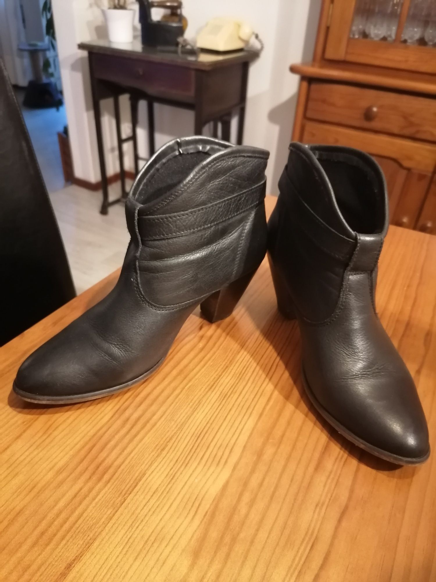 Botas de senhora 40