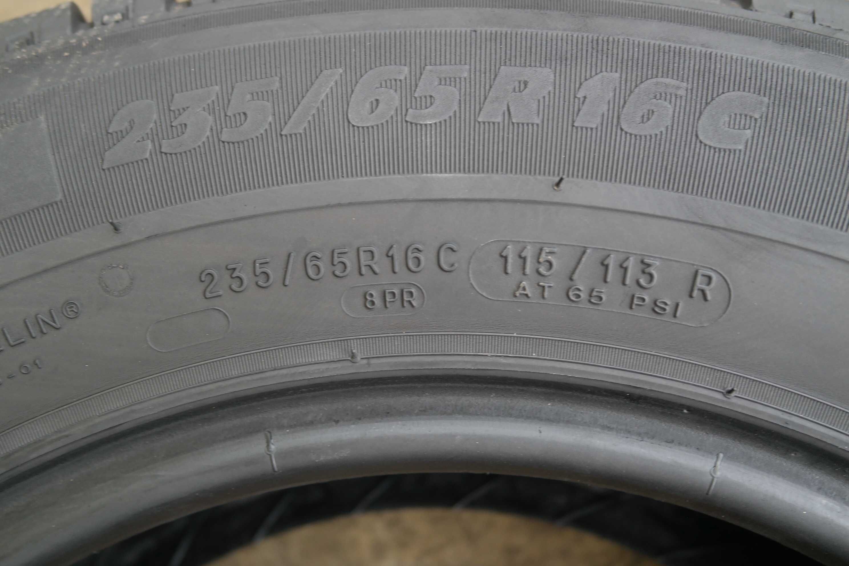 235/65 R16c Michelin Agilis