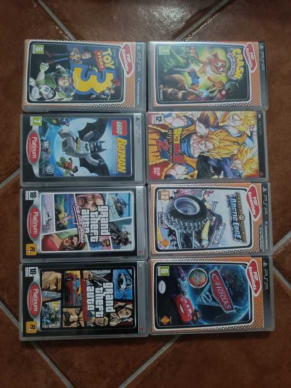 PSP com 8 jogos e acessórios