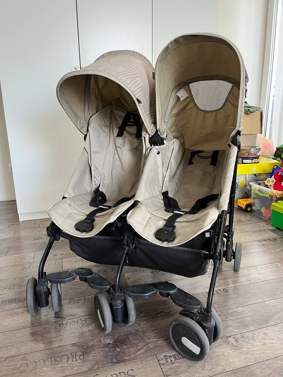 Прогулянкова коляска-тростина для двійні Peg Perego Pliko Mini Twin