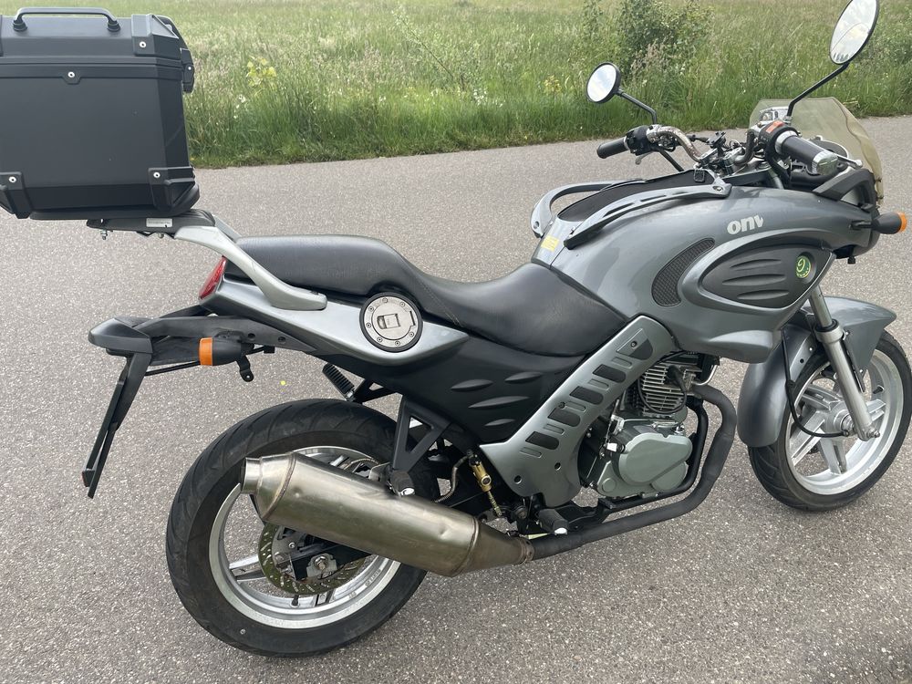 1400km dwa cylindry na kat.B