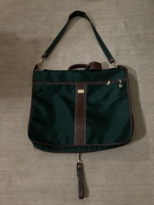 Mala porta-fatos: como NOVA