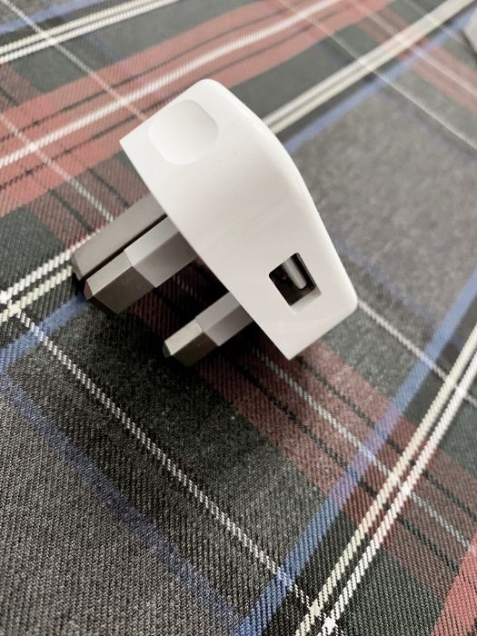 Adaptadores de Corrente Originais - APPLE