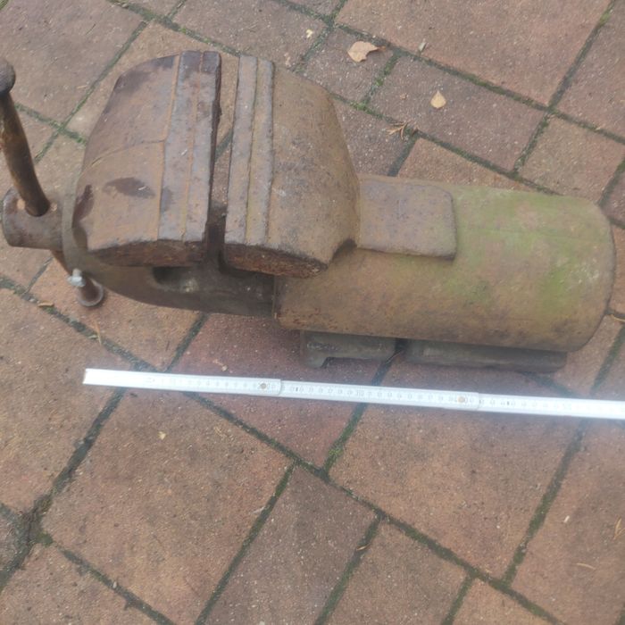 Sprzedam duże imadło