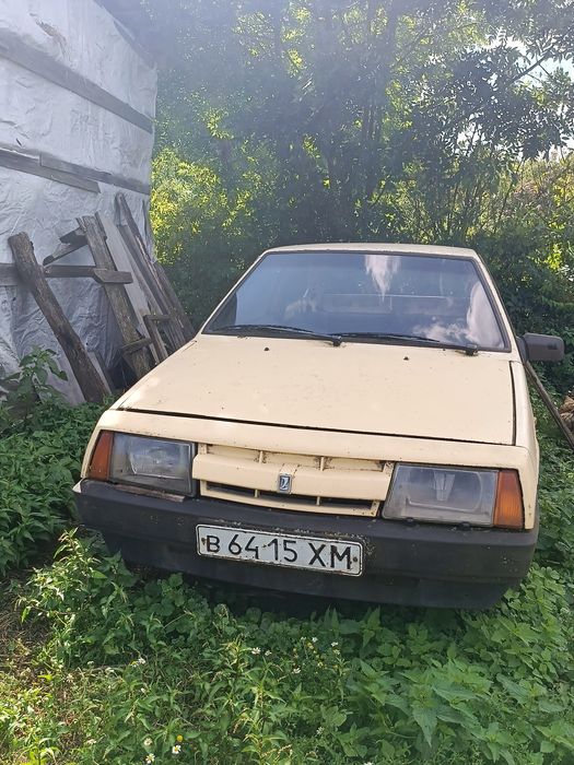 продам ВАЗ-2108 потребує ремонт