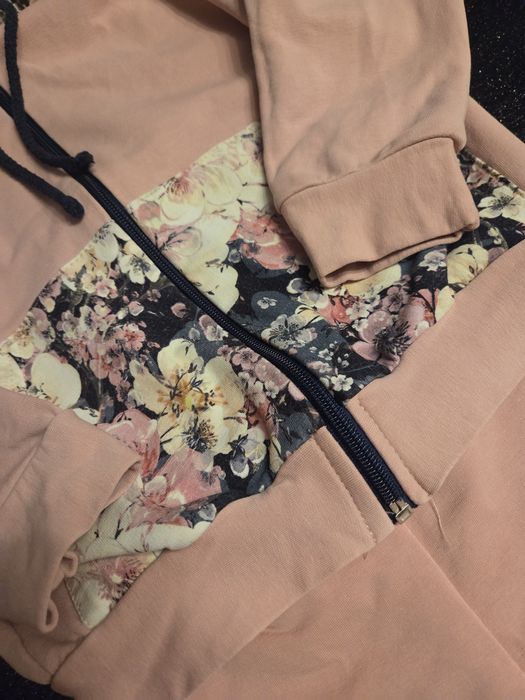 Dres dziewczęcy 110