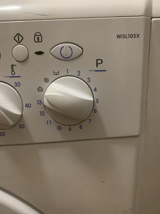 Стиральная машина Indesit WISL105X