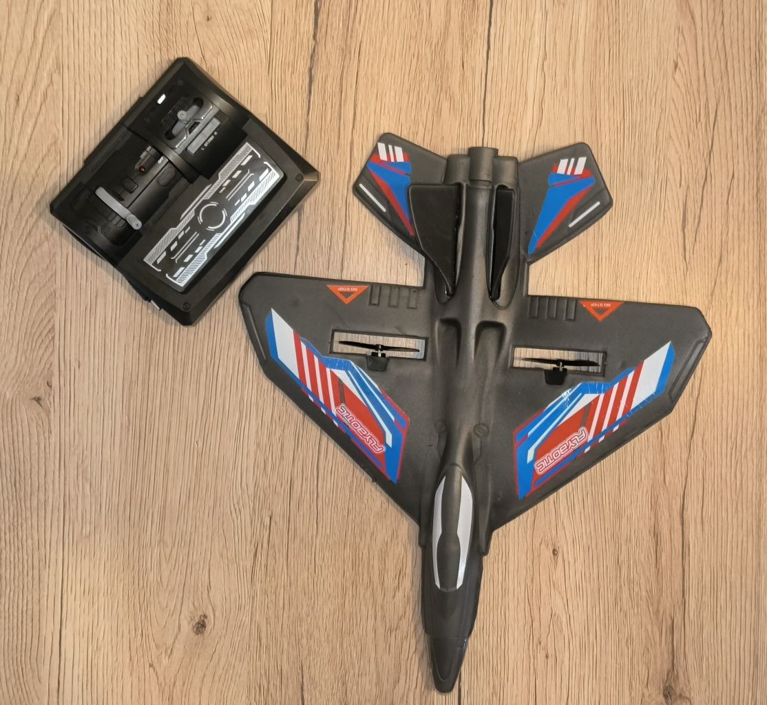 Samolot zdalnie sterowany Silverlit FLYBOTIC x-twin evo