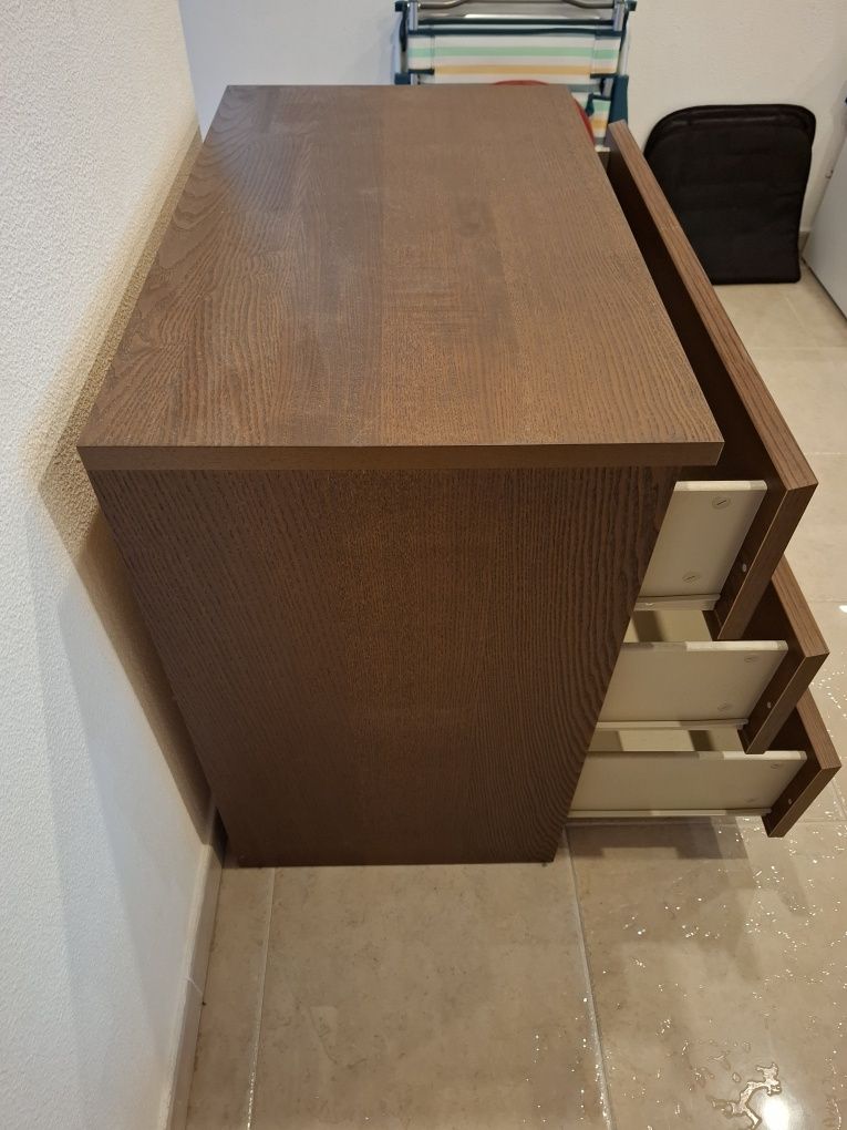 MALM IKEA cómoda com 3 gavetas