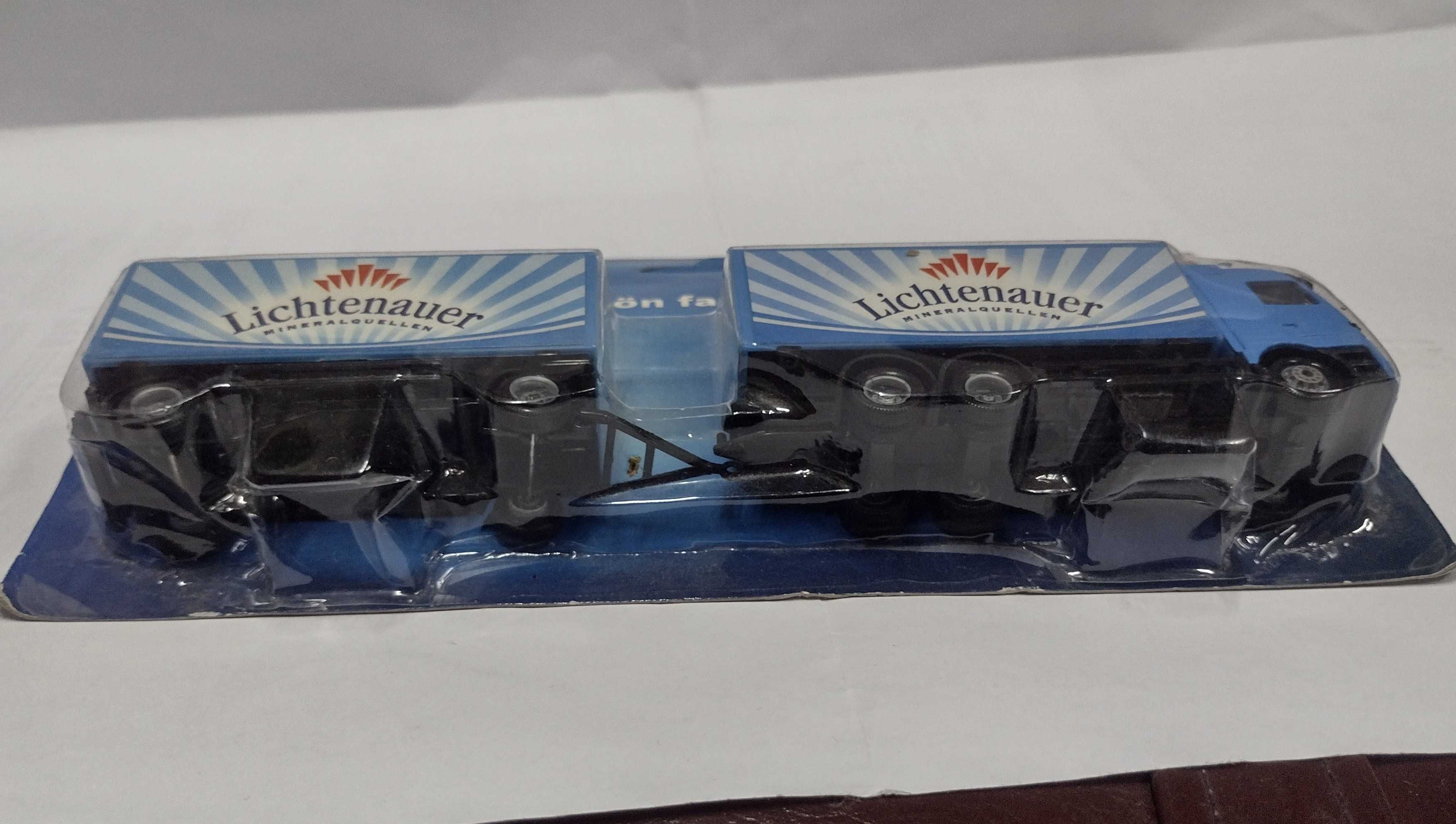 Грузовик Mercedes Benz Lichtenauer немецкая масштабная модель 1:87