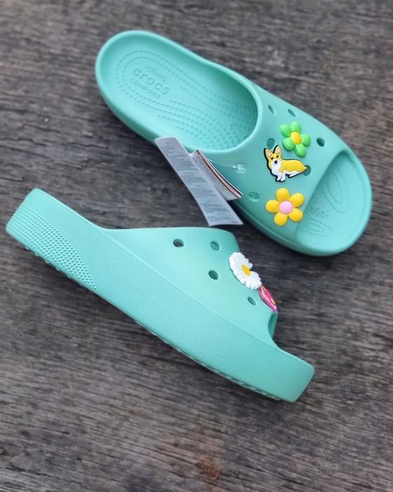 Розпродаж  шлепки 
Шлепки 
Classic platform slide