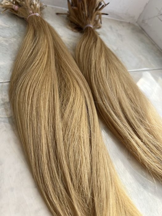 Натуральне волосся для нарощення або загущення