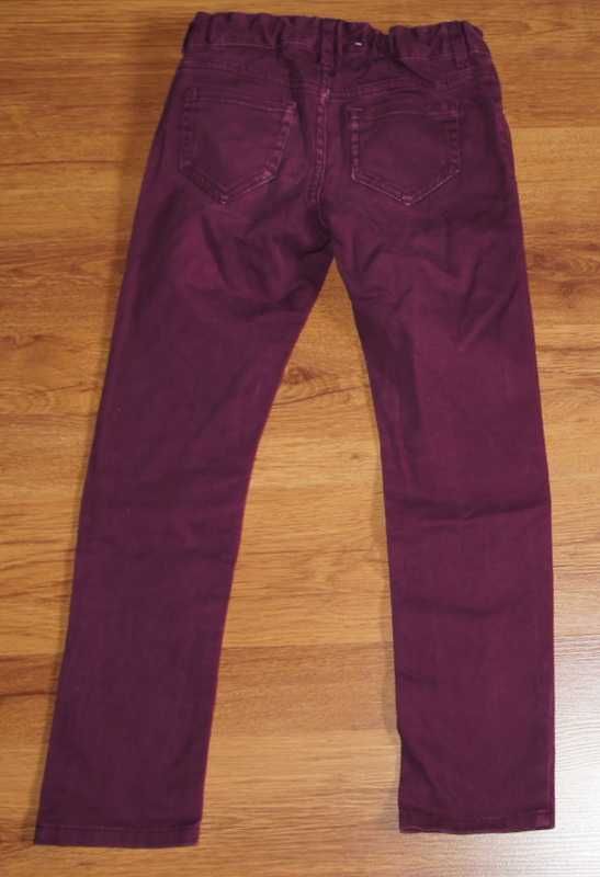 H&M spodnie jeans rurki elastyczne bordowe 116-122