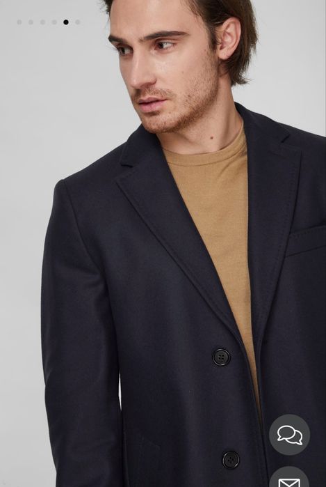 Чоловіче пальто Hugo Boss, темно-синього кольору