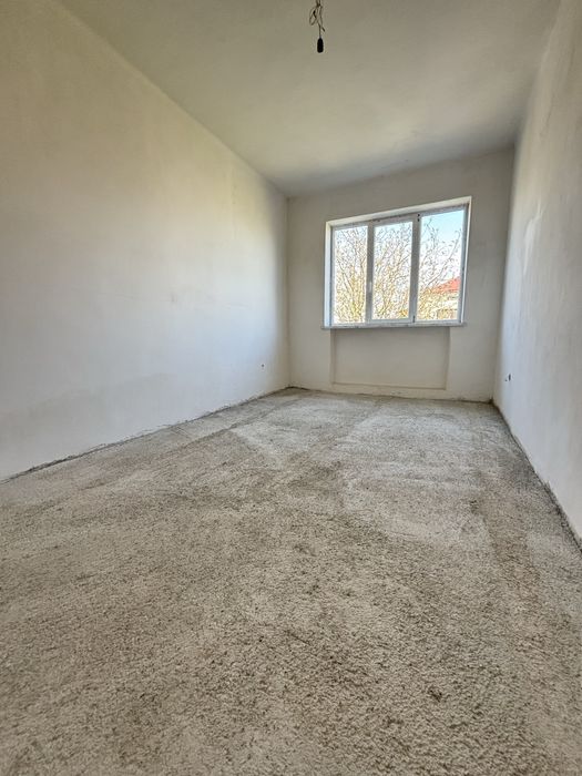 Будинок для бізнесу біля Львова