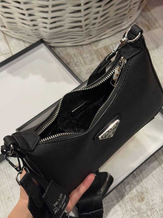 Сумка в стилі відомого бренду prada