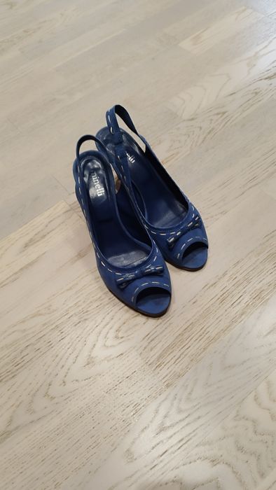 Жіночі босоніжки