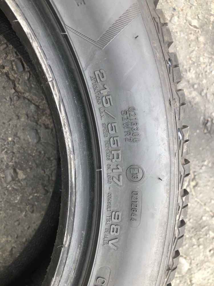 Шини 215/55 R17 пара Goodyear 2022p зима 7,5мм