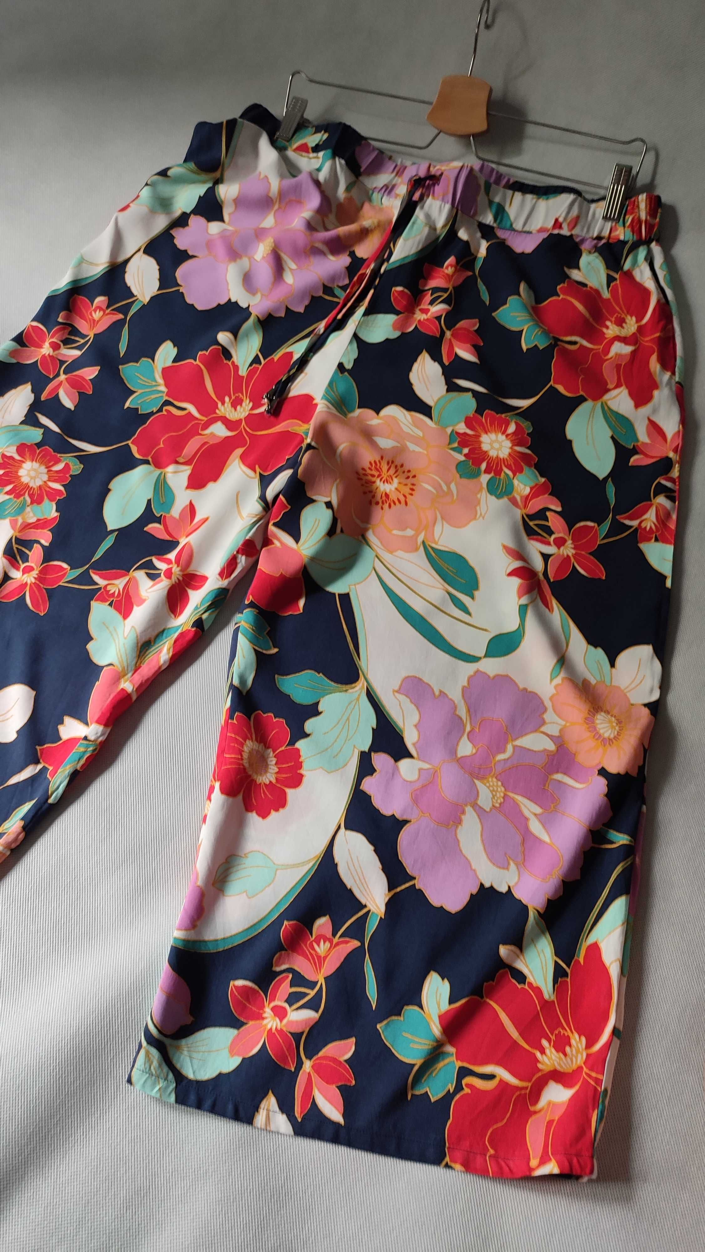 Spodenki damskie szerokie nogawki plus size w kwiaty letnie rozmiar 18