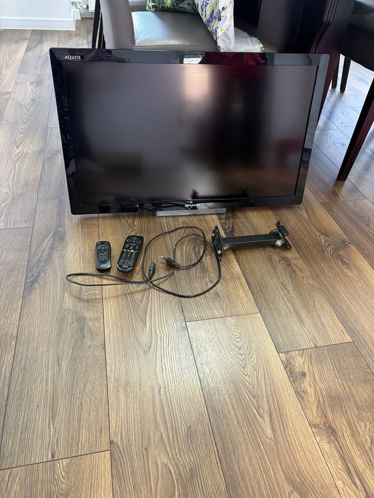 Telewizor sharp aquos 32 cale