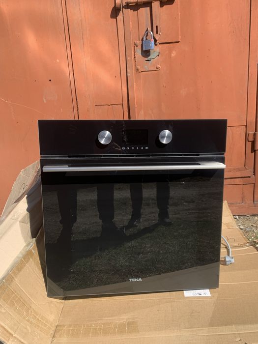 Духовка Teka made in Spain HLB 8600