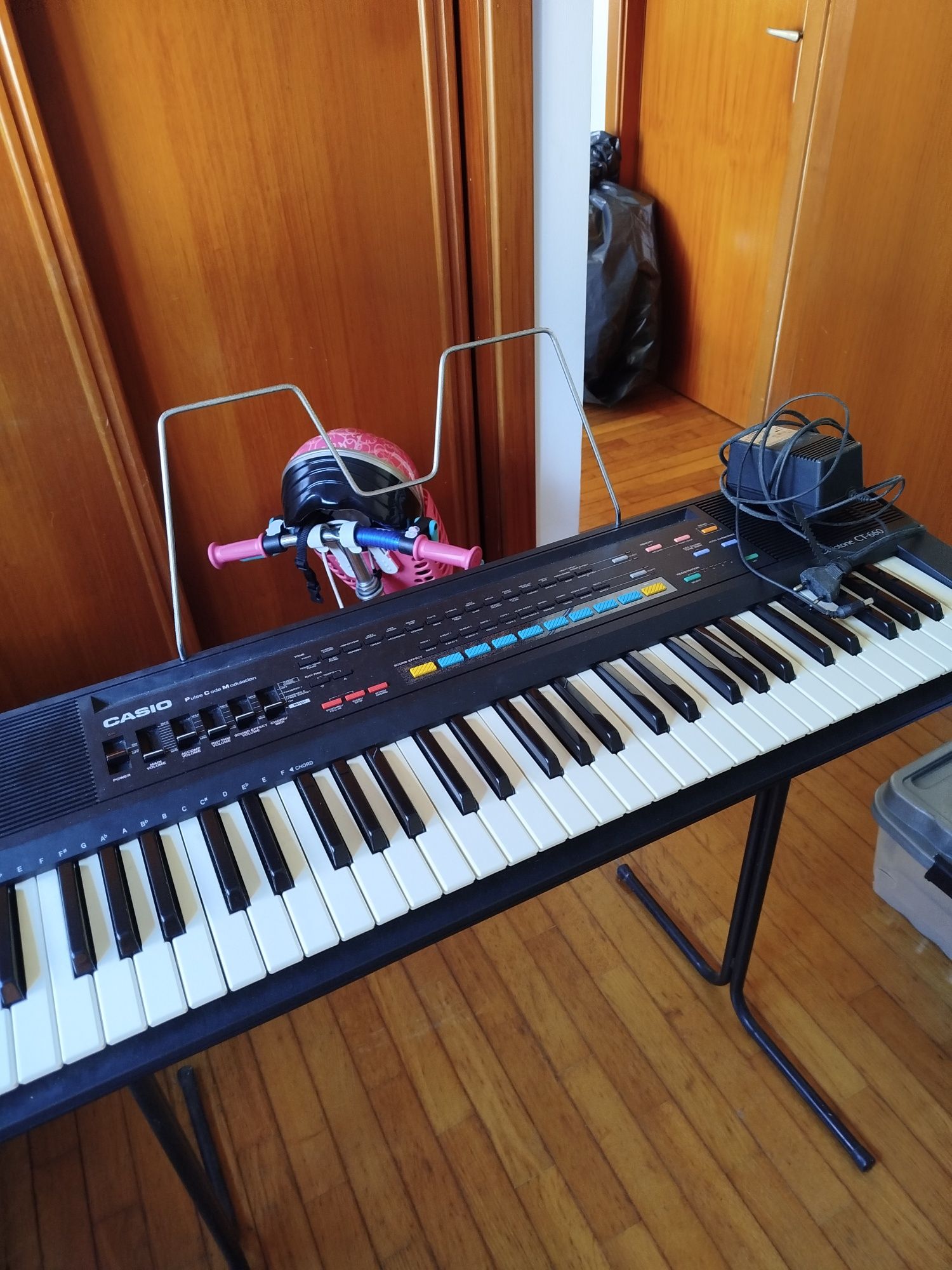 Órgão Casio  CT 660