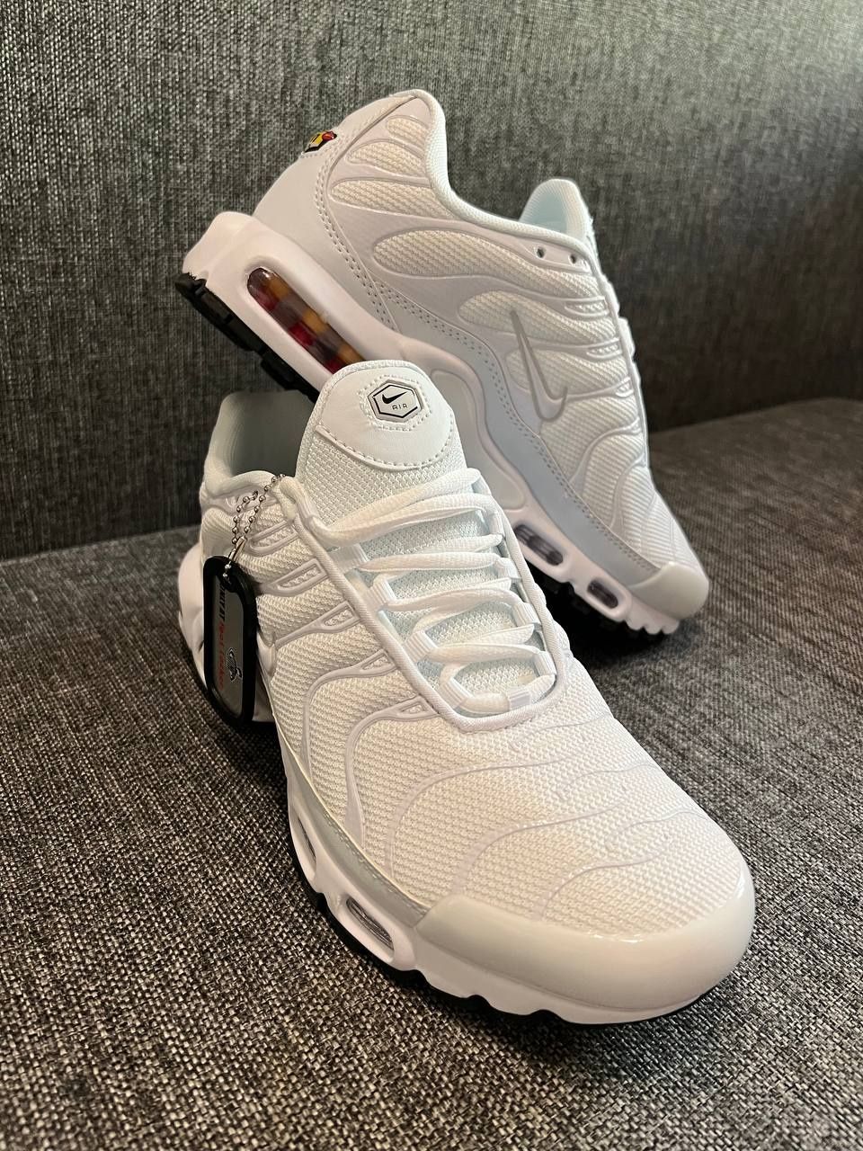 Nowe buty Nike air maxTN plus, R 41-45. Białe