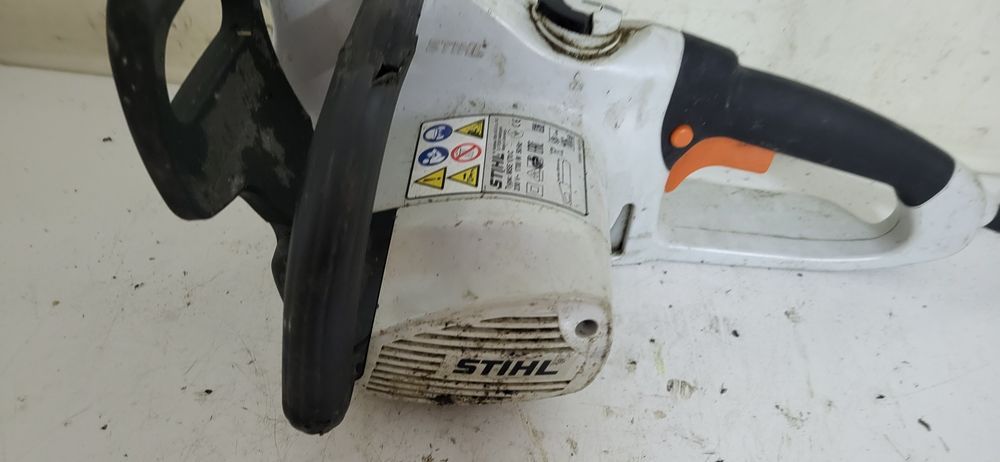 Elektryczna piła do drzewa stihl mse 170 c 1700 w uszkodzona