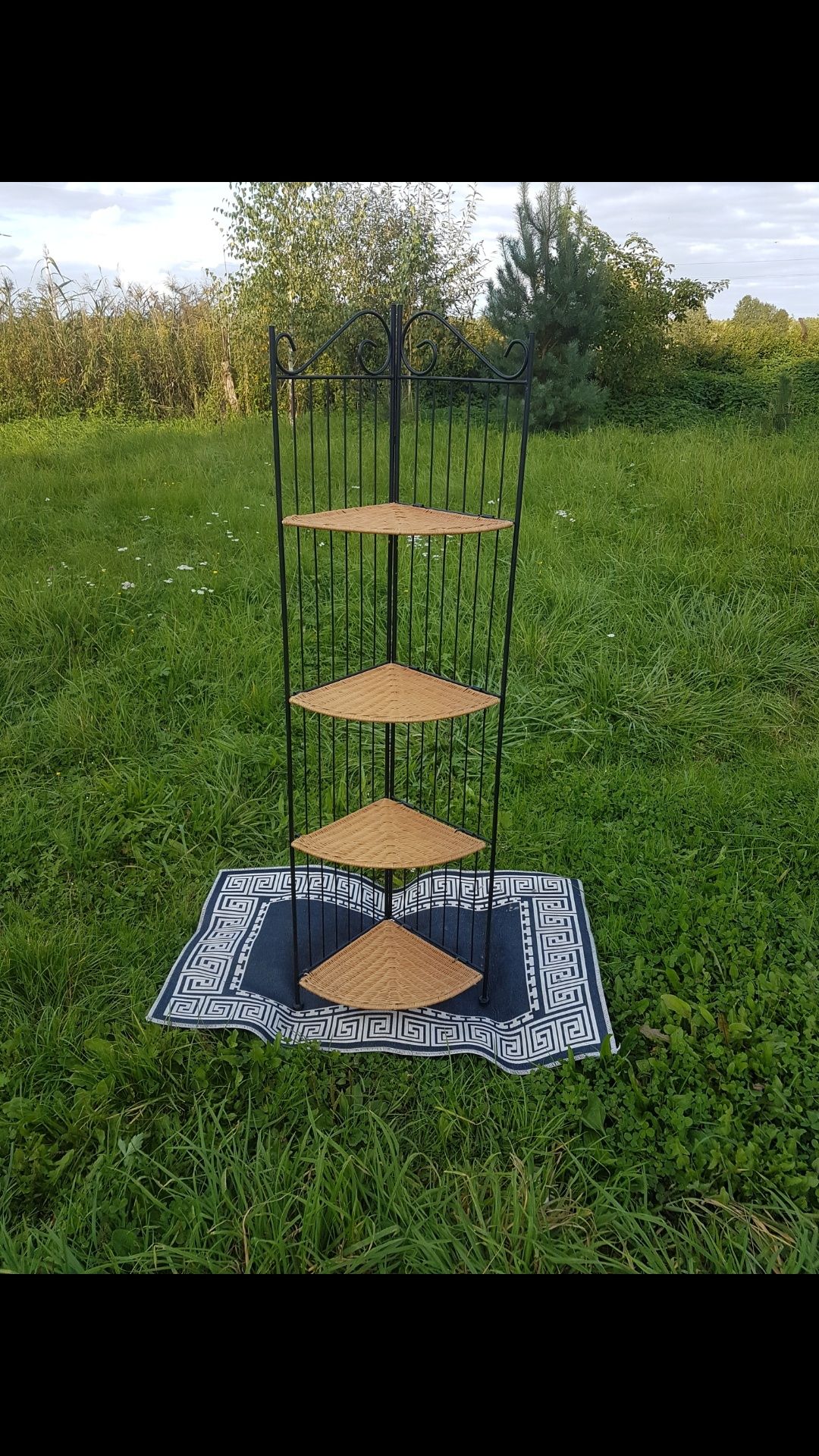 Regał/ witryna narożna/ rattan/ wymiary 142×30x30