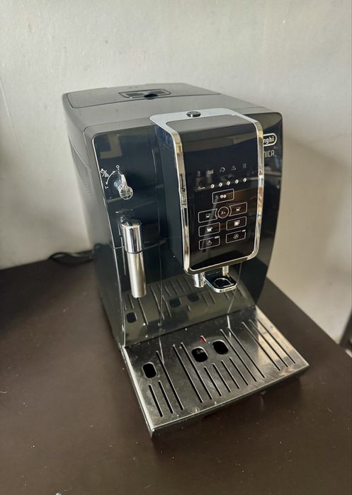 Delonghi Dinamica ekspres ECAM 350.15.B ekspres automatyczny