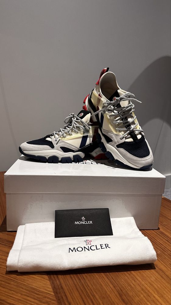 Buty MONCLER 42 Orginal Nowe
