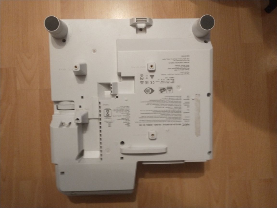 Projektor NEC UM301W HDMI/MHL - nowa lampa