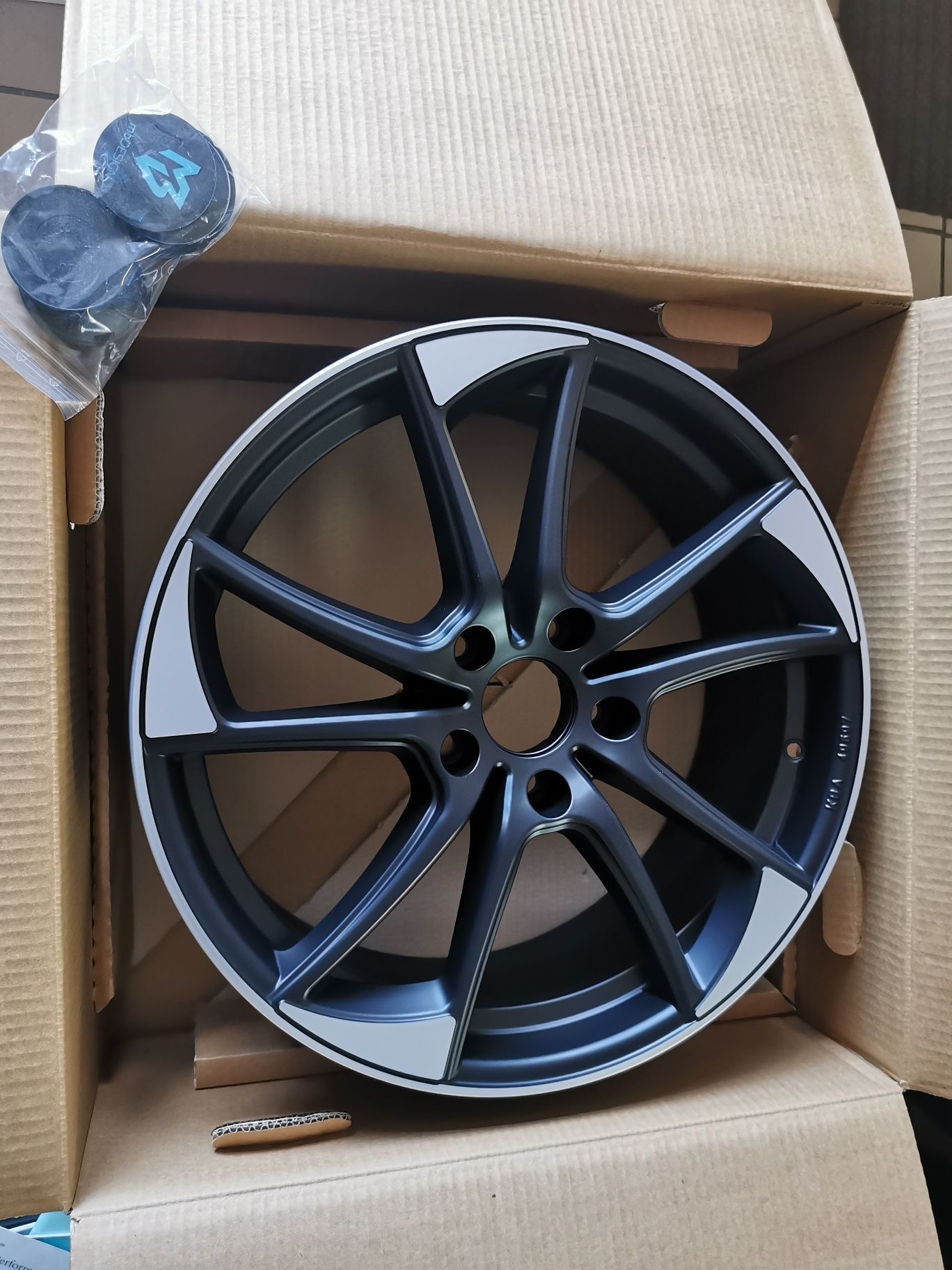 MB design MB-1 BMW F20 VW T6,T5 19cali