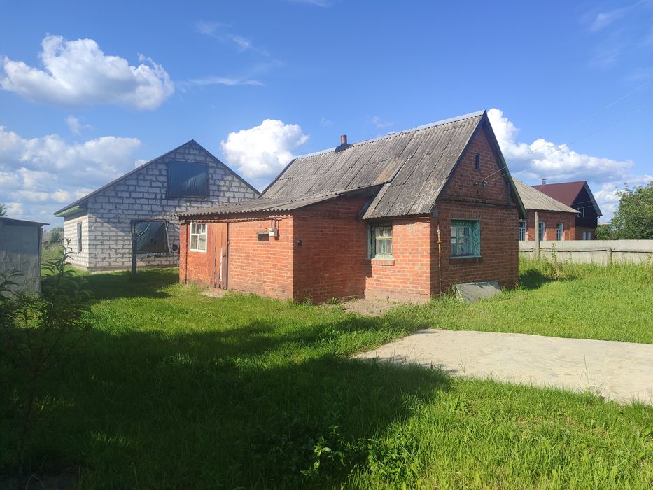 Продам 2 будинка в Іванкові
