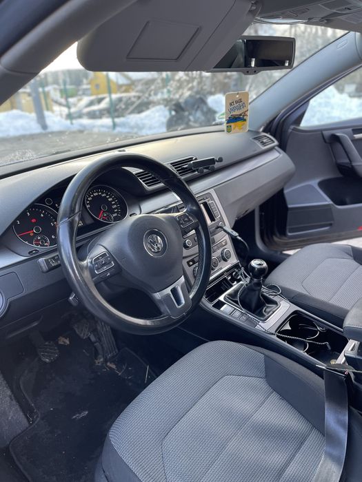 Продаж автомобіля свіжо пригнаний з Нідерландів