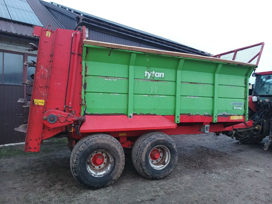 Rozrzutnik Unia Brzeg Tytan 11