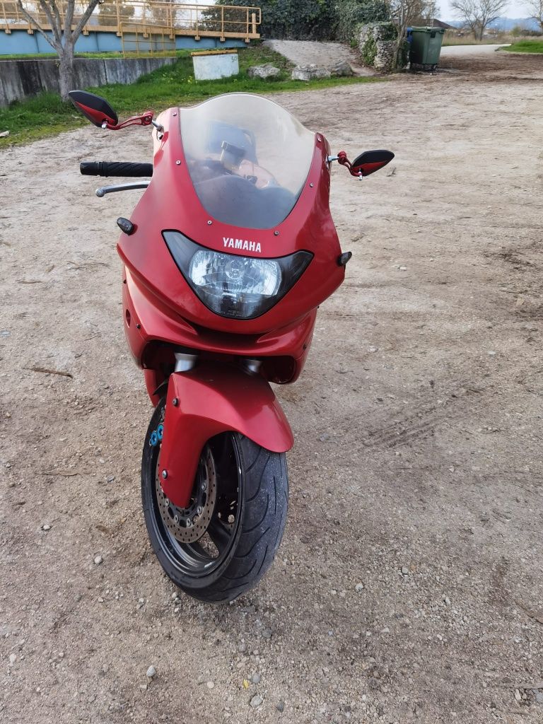 Vendo Yamaha 600 Ano 2001