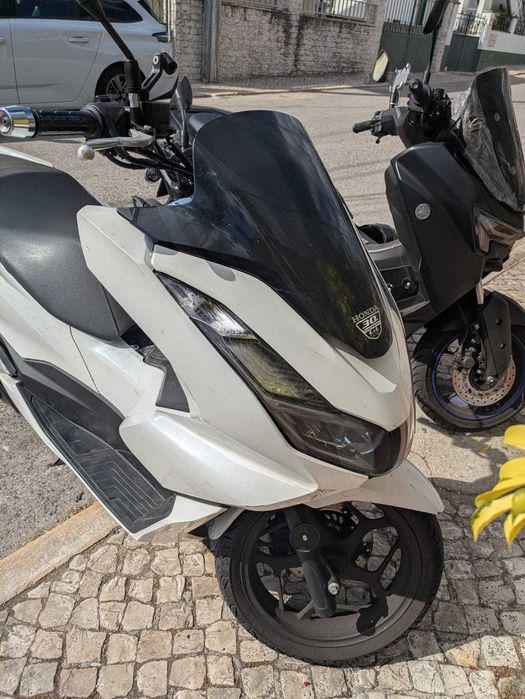 PCX 2022 55milKM troco em iPhone 17 pro max