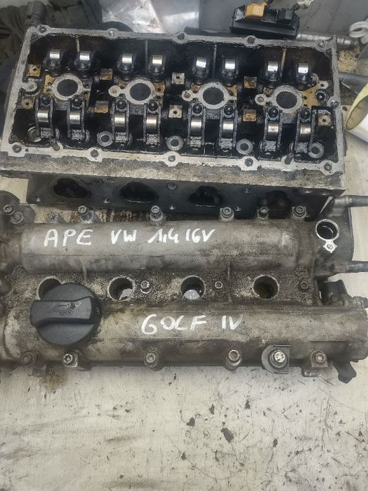 VW golf IV SEAT  TOLEDO LEON SKODA głowica 1,4 16V 036103475N 036103747AC