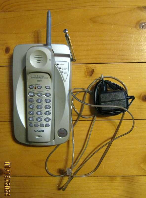 Telefon stacjonarny bezprzewodowy Casio 2600