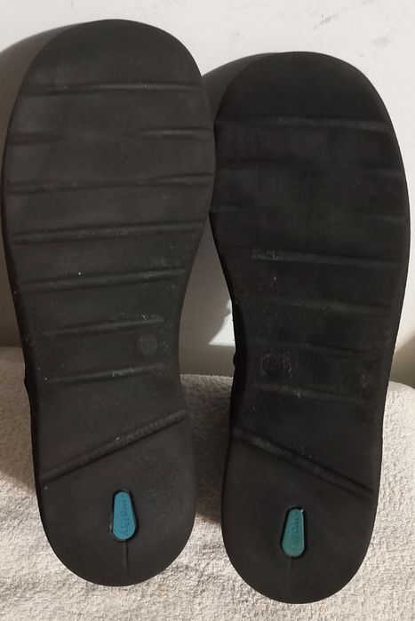 Продам чоловічі оригінальні черевики