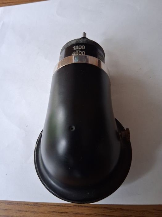 Stary tachometr niemiecki